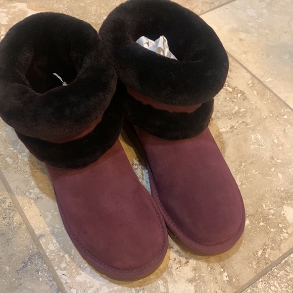 UGG Fluff Mini Boot - Picture 7 of 10